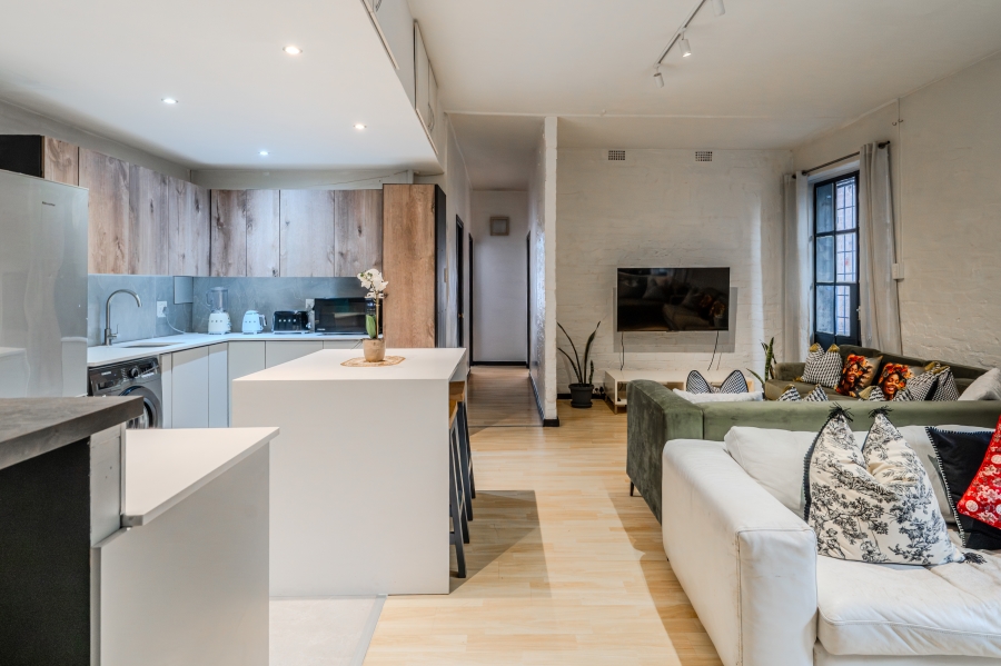 2 Bedroom Property for Sale in Gardens Western Cape